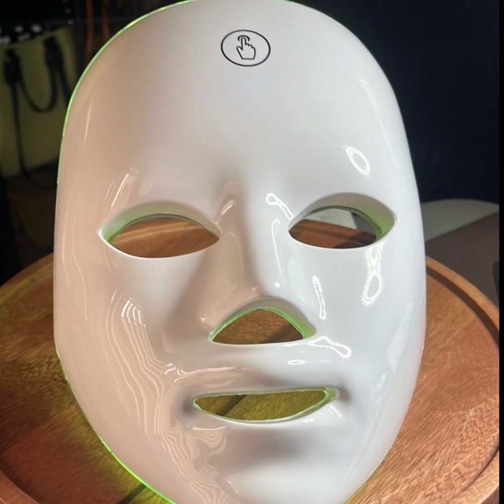 Therapy Mask - Picture 5 of 15